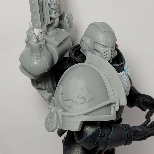 P39 (Right) Wolf Pauldron Custom for McFarlane Warhammer 40k Space Marine