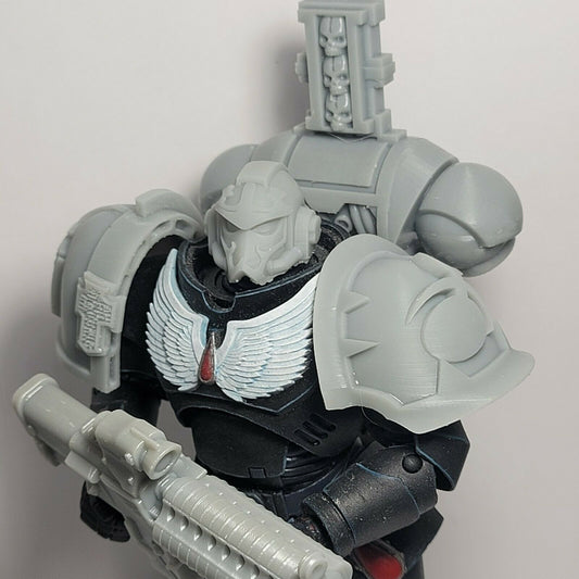 P84 Chaos Pauldron Custom for McFarlane Warhammer 40k Space Marine