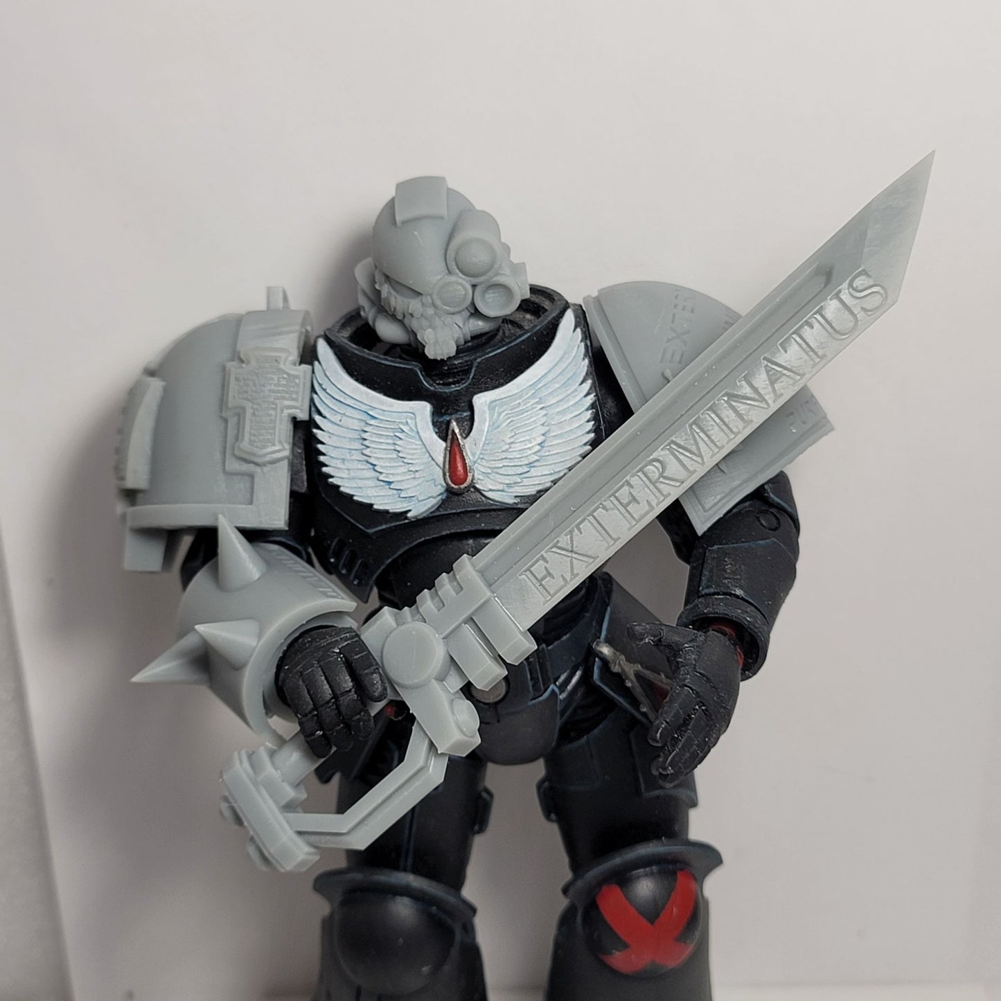 A-154 Exerminatus Sword Custom Compatible W McFarlane Warhammer 40k Space Marines