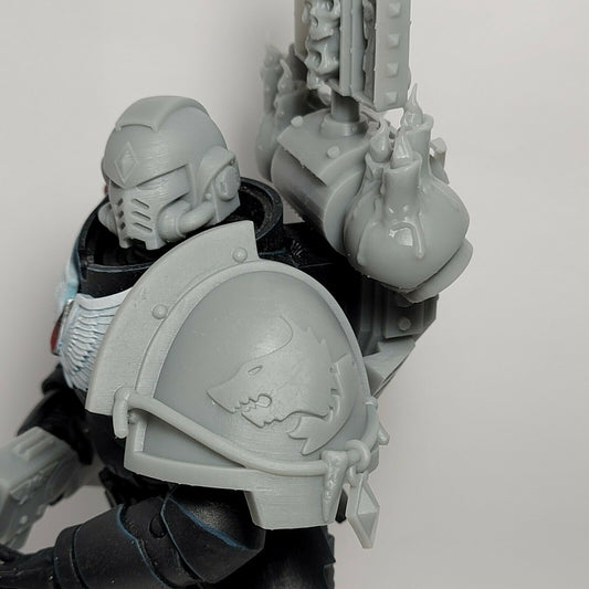 P41 (Left) Wolf Pauldron Custom for McFarlane Warhammer 40k Space Marine