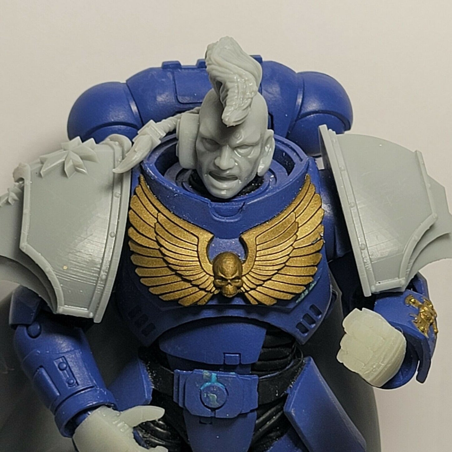 H17 Mohawk Head Custom for McFarlane Warhammer 40k Space Marines