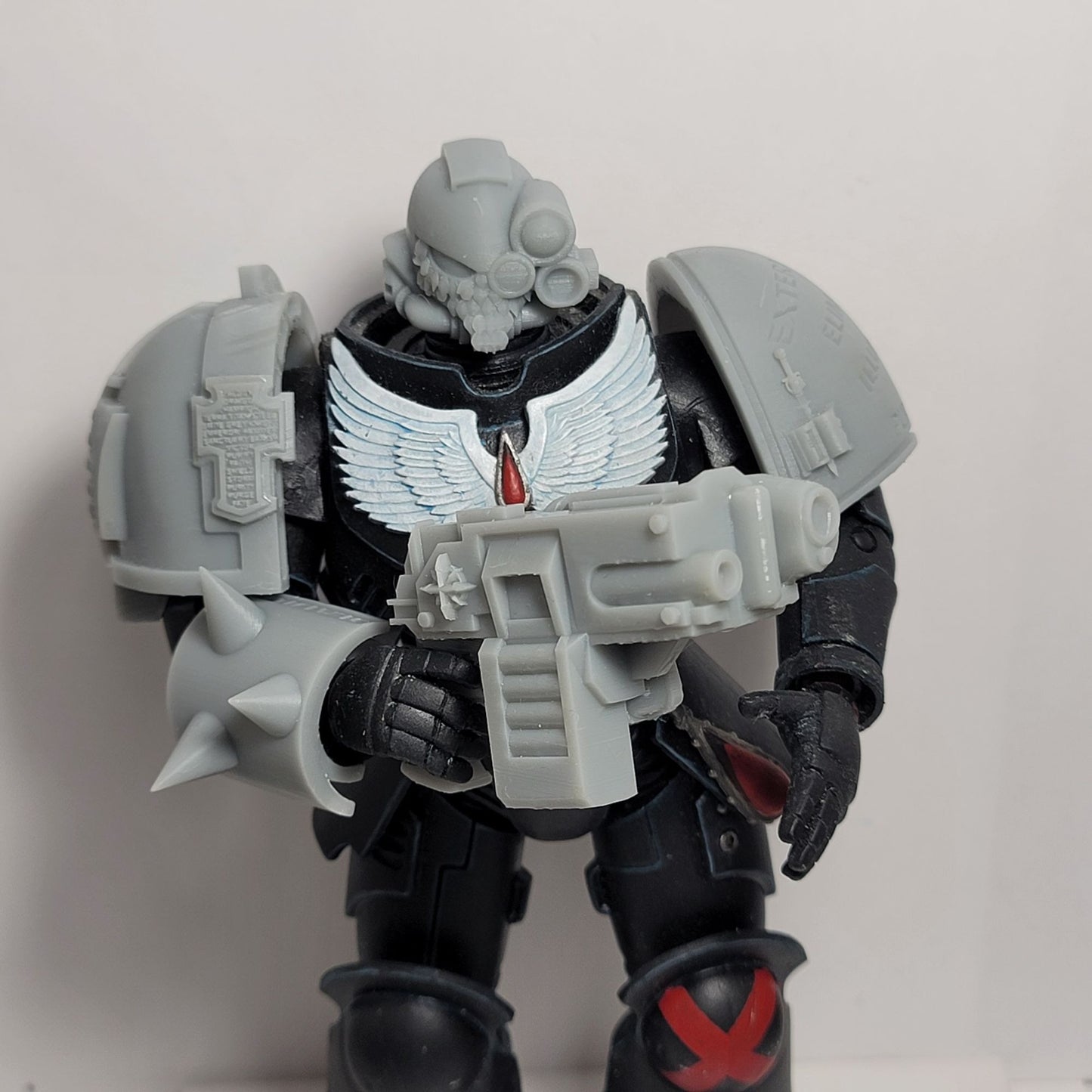 A-159 Chaos Pistol V2 Custom Compatible W McFarlane Warhammer 40k Space Marines