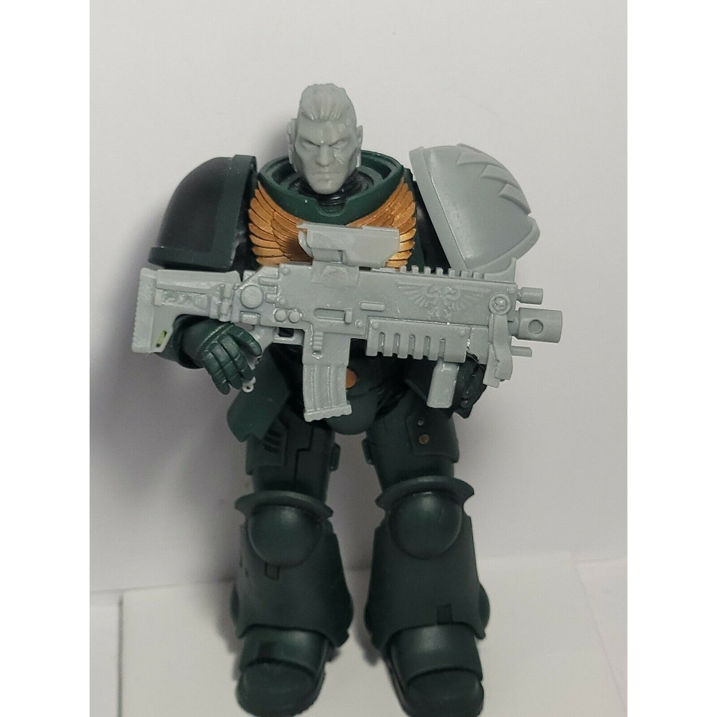 A84 Rifle Bolter Custom for McFarlane Warhammer 40k Space Marines